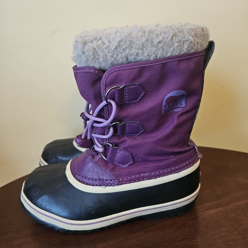 Sorel Women's Waterproof Cold Weather Winter Snow Boots Big Kid's Size 5